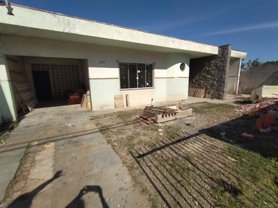 Casa em Jardim Carvalho, Ponta Grossa/PR de 180m² 5 quartos para locação R$ 3.900,00/mes