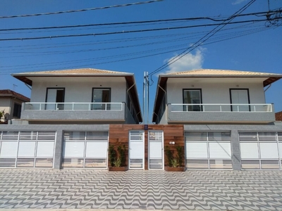 Casa em Jardim Quietude, Praia Grande/SP de 75m² 2 quartos à venda por R$ 224.000,00