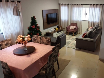 Casa em Jardim Residencial Água Branca, Araraquara/SP de 360m² 3 quartos à venda por R$ 399.000,00