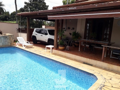 Casa em Jardim Zeni, Jaguariúna/SP de 234m² 4 quartos à venda por R$ 699.000,00