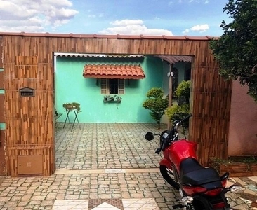 Casa em Loteamento Solar Santa Rita, Goiânia/GO de 80m² 2 quartos à venda por R$ 154.000,00