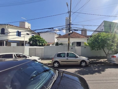 Casa em Madalena, Recife/PE de 100m² para locação R$ 5.500,00/mes