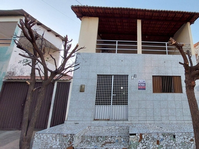 Casa em Monte Castelo, Patos/PB de 180m² 3 quartos à venda por R$ 199.000,00