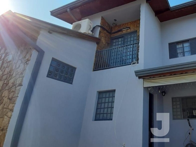 Casa em Parque Jambeiro, Campinas/SP de 140m² 3 quartos à venda por R$ 724.000,00