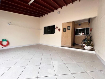 Casa em Parque Nova Carioba, Americana/SP de 120m² 3 quartos à venda por R$ 518.400,00