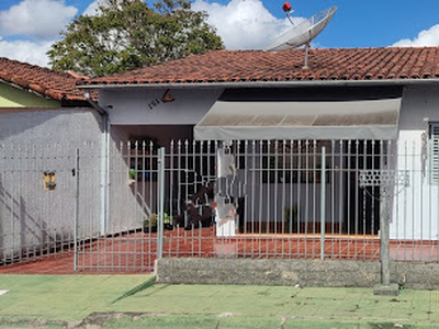 Casa em Parque Santo Antônio, Jacareí/SP de 90m² 3 quartos à venda por R$ 359.000,00 ou para locação R$ 1.815,00/mes