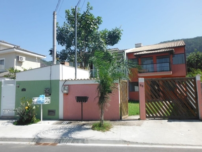 Casa em Piratininga, Niterói/RJ de 153m² 3 quartos à venda por R$ 799.000,00 ou para locação R$ 3.500,00/mes