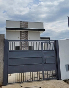 Casa em Residencial e Comercial Portal dos Eucaliptos, Pindamonhangaba/SP de 60m² 2 quartos à venda por R$ 224.000,00
