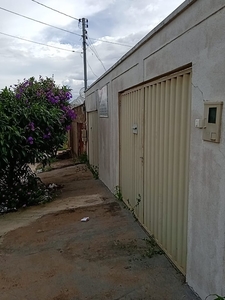 Casa em Residencial Solar Ville, Goiânia/GO de 120m² 3 quartos à venda por R$ 184.000,00