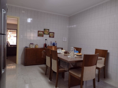 Casa em Rudge Ramos, São Bernardo do Campo/SP de 143m² 3 quartos à venda por R$ 659.000,00