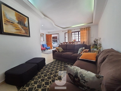 Casa em Santa Luzia, Bragança Paulista/SP de 163m² 3 quartos à venda por R$ 699.000,00