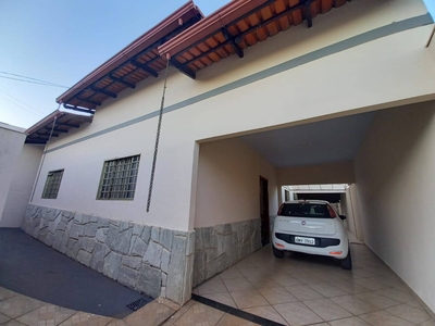 Casa em São Carlos, Anápolis/GO de 360m² 3 quartos à venda por R$ 329.000,00
