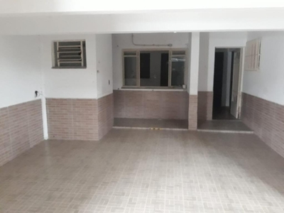 Casa em Vila Amorim, Suzano/SP de 200m² 3 quartos para locação R$ 2.300,00/mes