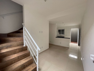 Casa em Vila Tupi, Praia Grande/SP de 61m² 2 quartos à venda por R$ 237.000,00