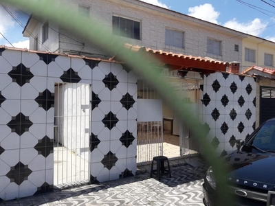 Casa em Vila Tupi, Praia Grande/SP de 65m² 1 quartos à venda por R$ 239.000,00