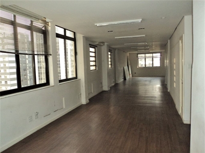 Conjunto em Bela Vista, São Paulo/SP de 303m² para locação R$ 9.612,00/mes