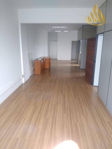 Conjunto em Gonzaga, Santos/SP de 99m² para locação R$ 1.500,00/mes