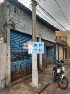 Galpão em Remédios, Osasco/SP de 200m² para locação R$ 3.500,00/mes