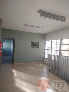 Sala em Centro, Cotia/SP de 100m² para locação R$ 3.000,00/mes