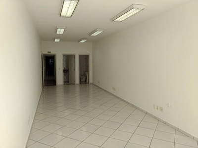Sala em Centro, Jundiaí/SP de 48m² para locação R$ 750,00/mes