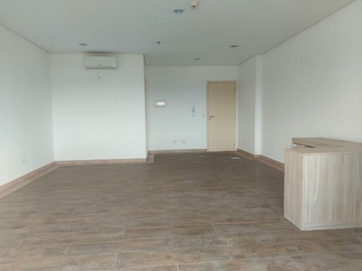 Sala em Centro, São Vicente/SP de 45m² para locação R$ 2.000,00/mes