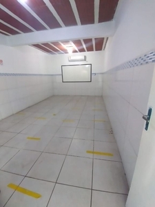 Sala em COHAB, Cabo de Santo Agostinho/PE de 30m² para locação R$ 1.100,00/mes