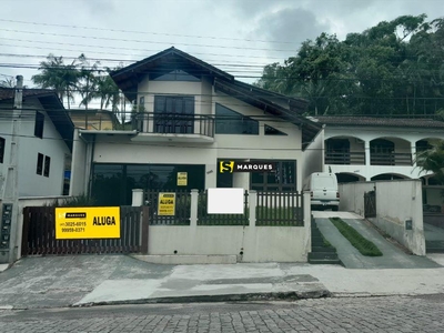 Sala em Floresta, Joinville/SC de 44m² para locação R$ 1.870,00/mes