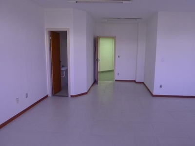 Sala em Itaigara, Salvador/BA de 45m² para locação R$ 1.961,00/mes