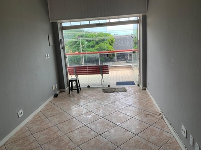 Sala em Itaipu, Niterói/RJ de 32m² à venda por R$ 106.000,00