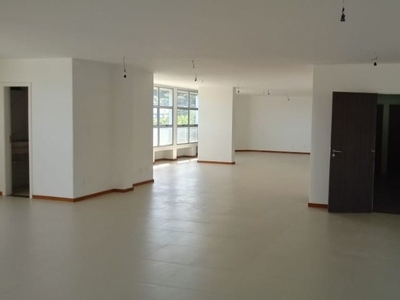 Sala em Ondina, Salvador/BA de 115m² para locação R$ 4.600,00/mes