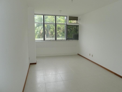 Sala em Pituba, Salvador/BA de 35m² para locação R$ 1.527,46/mes
