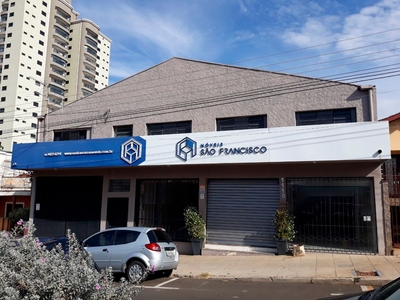 Salão em Centro, Piracicaba/SP de 593m² à venda por R$ 949.000,00 ou para locação R$ 6.000,00/mes