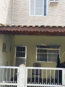 Sobrado em Boqueirão, Praia Grande/SP de 85m² 2 quartos à venda por R$ 209.000,00