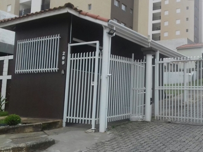 Sobrado em Jardim Maria Amélia, Jacareí/SP de 0m² 2 quartos à venda por R$ 211.000,00