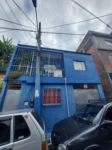Sobrado em Jardim Pirajussara, Taboão da Serra/SP de 80m² 2 quartos à venda por R$ 149.000,00