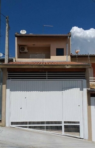 Sobrado em Morada dos Nobres, Taubaté/SP de 168m² 3 quartos à venda por R$ 359.000,00