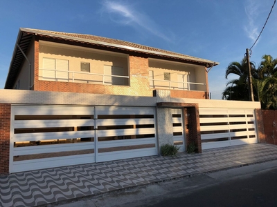 Sobrado em Vila Caiçara, Praia Grande/SP de 59m² 2 quartos à venda por R$ 234.000,00