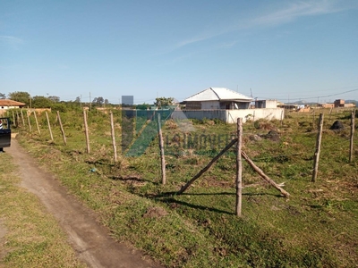 Terreno em Centro, Cabo Frio/RJ de 408m² à venda por R$ 45.000,00