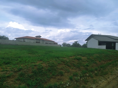 Terreno em Ninho Verde I, Porangaba/SP de 700m² à venda por R$ 90.000,00