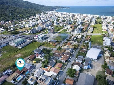 CASA DE PRAIA COM PISCINA EM BOMBAS - 164