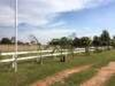 Chácara com campo de futebol em Brotas Sp