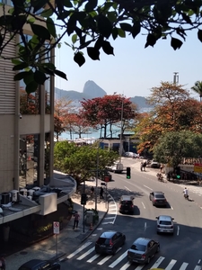 Apartamento à venda em Copacabana com 130 m², 3 quartos, 2 suítes, 1 vaga
