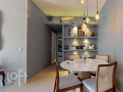 Apartamento à venda em Cosme Velho com 77 m², 3 quartos, 1 suíte, 2 vagas