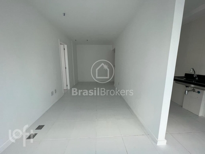 Apartamento à venda em Jacarepaguá com 70 m², 2 quartos, 2 suítes, 1 vaga