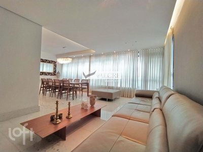 Apartamento à venda em Serra com 155 m², 4 quartos, 1 suíte, 2 vagas