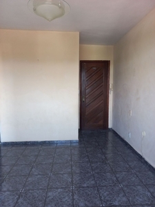 Apartamento à venda em Taquara com 56 m², 2 quartos, 1 vaga