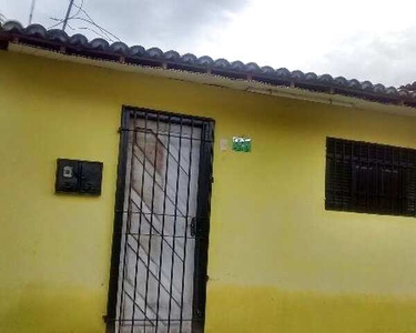 Vende ou troca uma casa no golandim