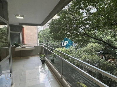 Apartamento à venda em Copacabana com 210 m², 3 quartos, 1 suíte, 2 vagas