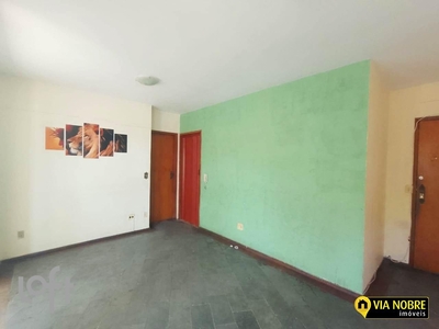 Apartamento à venda em Estoril com 80 m², 3 quartos, 1 vaga