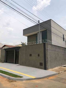 Casa com 3 quartos à venda no bairro Faiçalville, 150m²